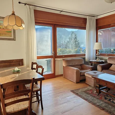 בית נופש Casa Lassu *